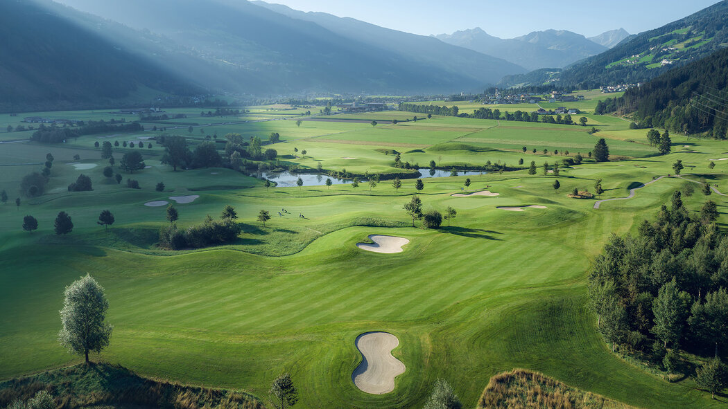 uderns zillertal golfplatz tirol werbung klocker tom